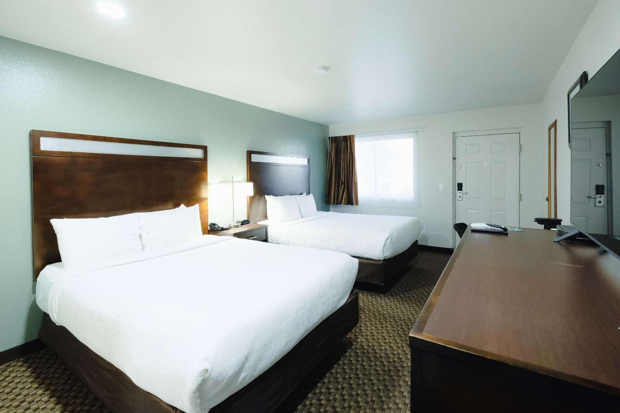 Inn Quality Near Petrified Forest